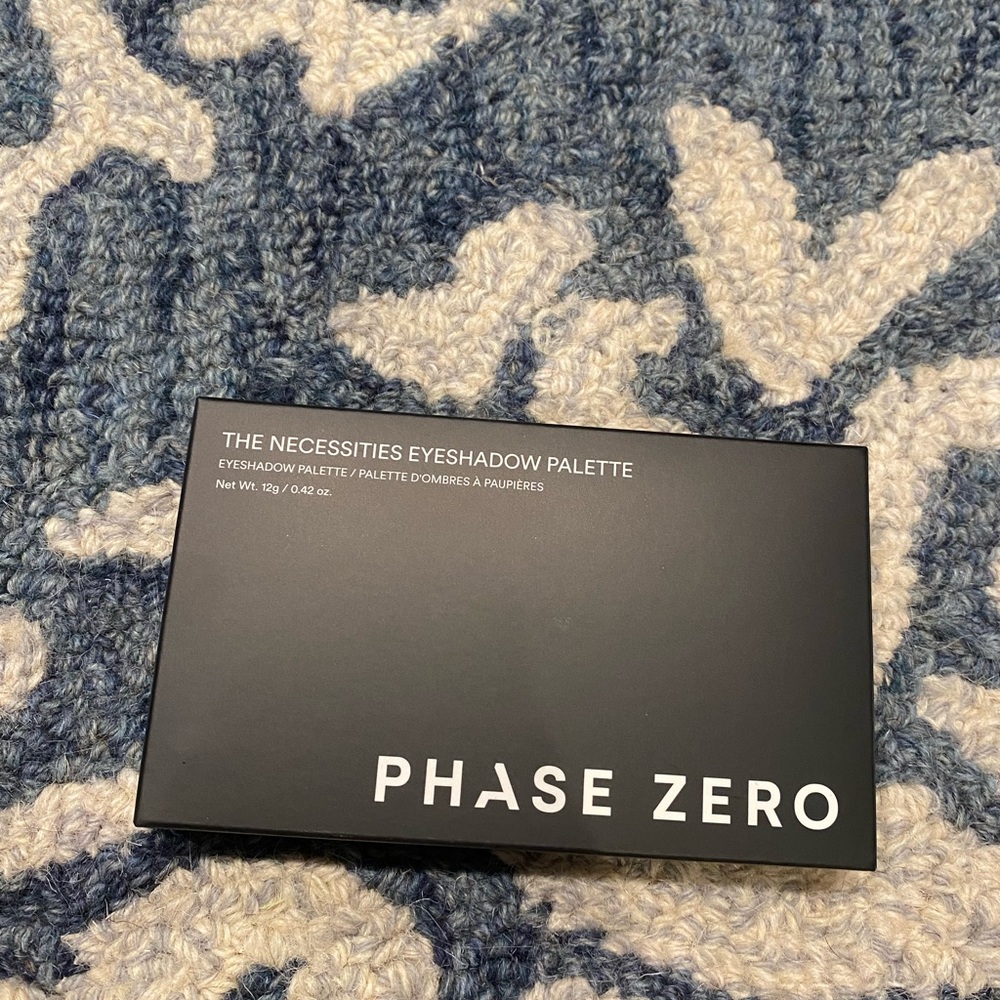 Phase Zero the necessities eyeshadow palette